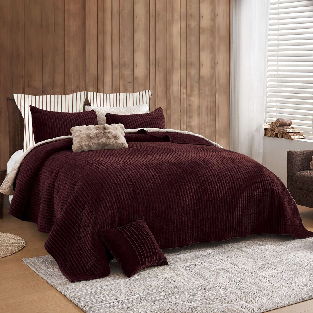 Wonderful 3-Piece Velvet Modern Stripe Quilt Set-