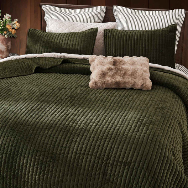 Wonderful 3-Piece Velvet Modern Stripe Quilt Set-Army Green-Full/Queen-